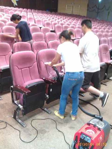 南师附中报告厅椅子清洗