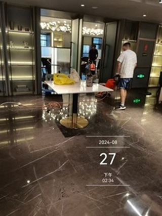 亚朵酒店大理石抛光